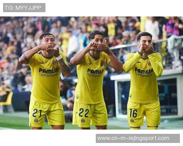 国安与巴萨激战正酣中西足球碰撞引发的精彩对决与思考